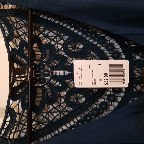 Crochet Back Maxi Dress - Picture 4 of 10